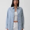 Camisas grandes de mezclilla a rayas