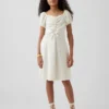 Vestido infantil con fruncidos