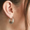 Aretes de aro ovalados de plata de Admiral Row
