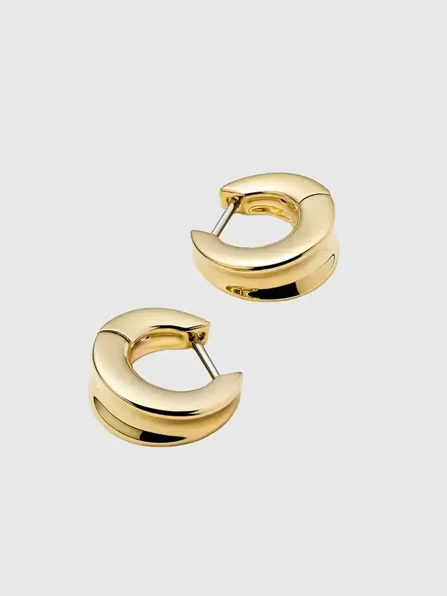 Aretes de aro tipo «huggie» mini de Ana Luisa Wade