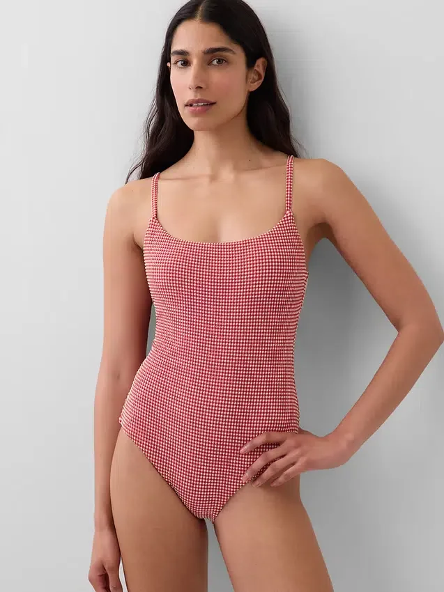 Bañador con cuello redondo