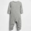 Baby First Favorites: mono con pies de punto fino