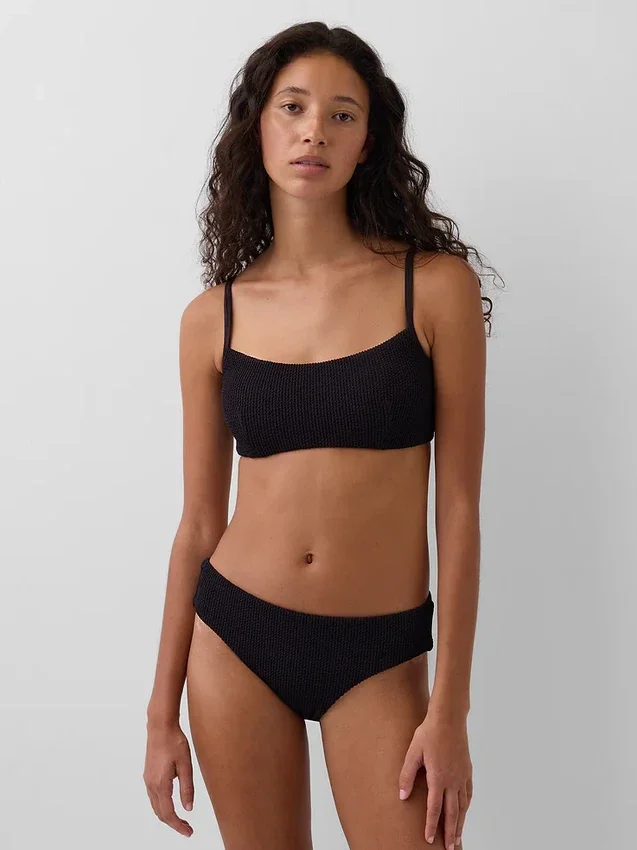 Bajo de bikini
