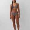 Bajo de bikini