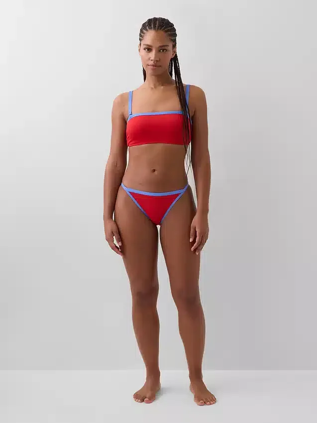 Bajo de bikini