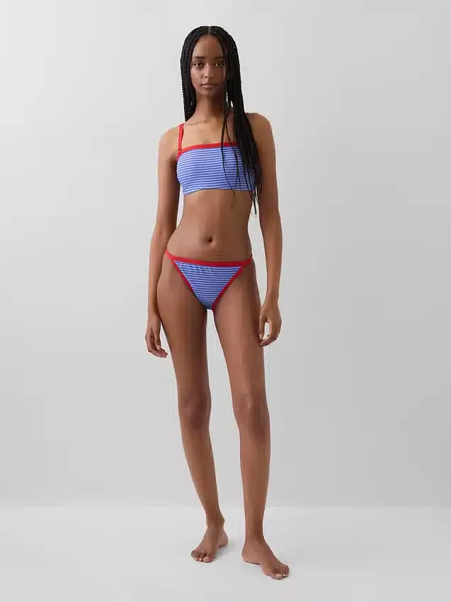Bajo de bikini