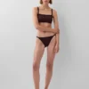 Bajo de bikini