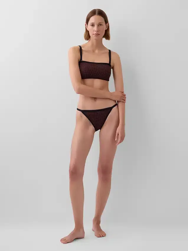 Bajo de bikini