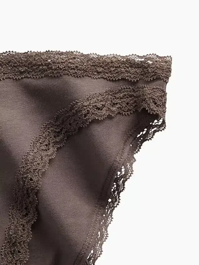 Bikini de algodón orgánico elástico con ribete de encaje, el más suave
