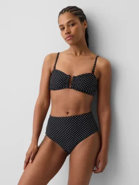 Bikini de talle alto para las partes de abajo