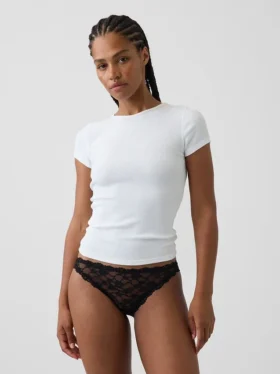 Bikini tipo «cheeky» de encaje