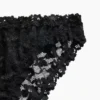 Bikini tipo «cheeky» de encaje