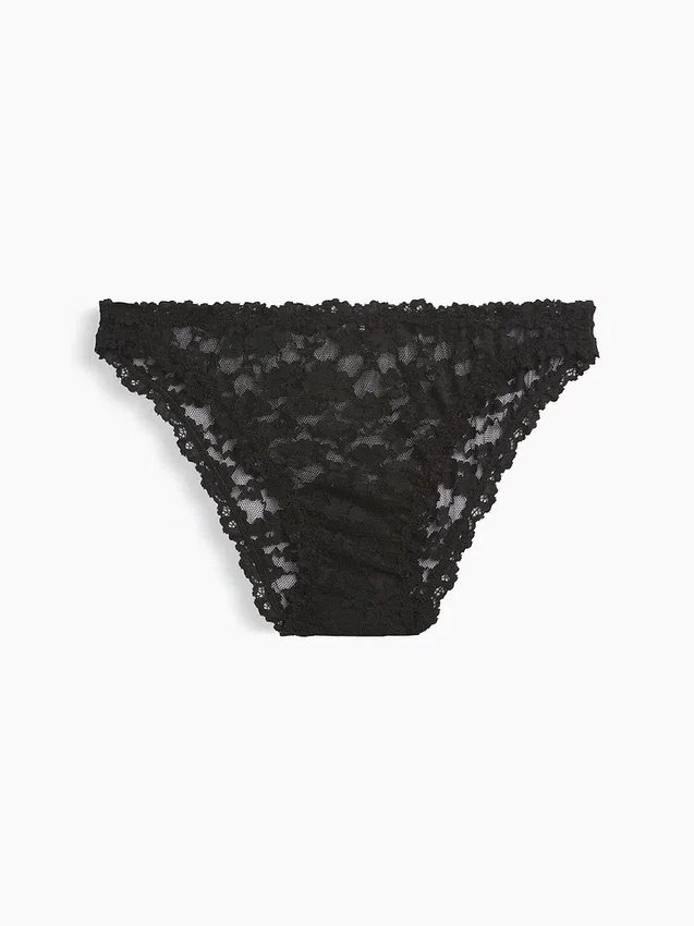 Bikini tipo «cheeky» de encaje