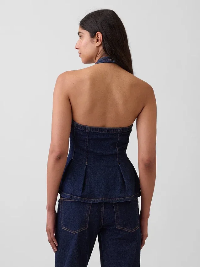 Blusa ajustada de mezclilla con cuello halter y peplum