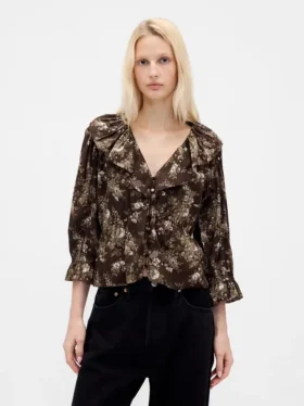 Blusa con cuello en V y volantes