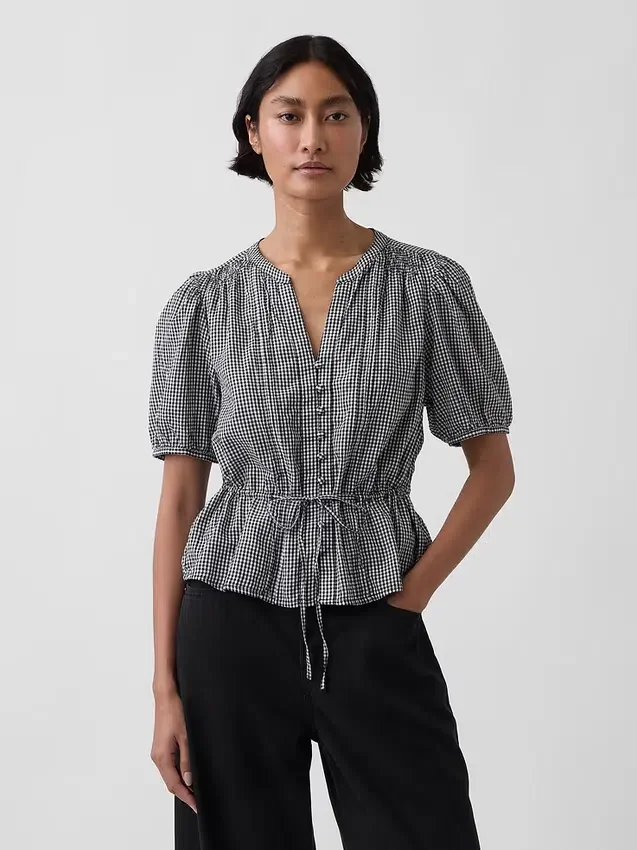 Blusa con lazo en la cintura
