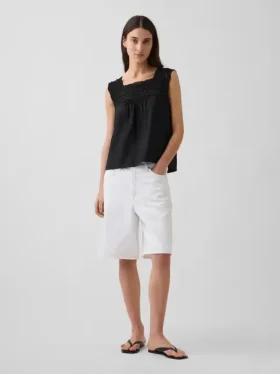 Blusa de cuello cuadrado de croché en mezcla de lino