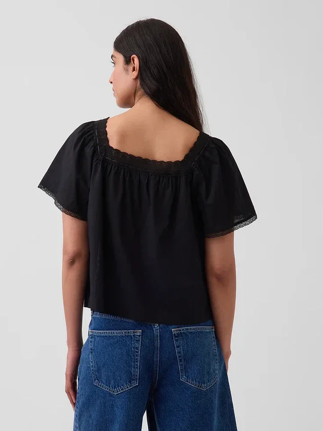 Blusa holgada de cuello cuadrado con ribete de encaje