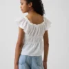 Blusa infantil con mangas con volantes y botones al frente