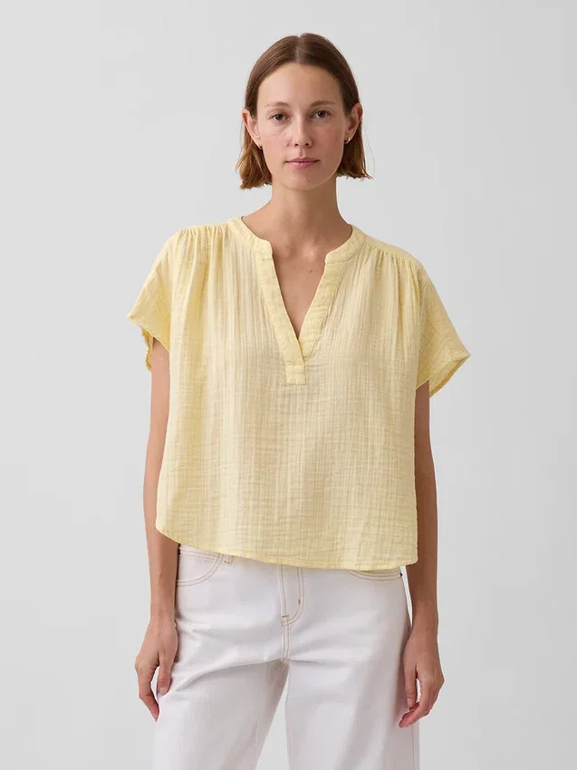 Blusa oversize de gasa de algodón con cuello abierto