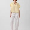Blusa oversize de gasa de algodón con cuello abierto