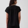 Blusa oversize de gasa de algodón con cuello abierto