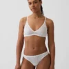 Bralette de encaje Madesoft con escote profundo
