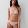 Bralette de encaje Madesoft con escote profundo