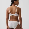 Bralette de encaje Madesoft con escote profundo