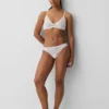 Bralette de encaje Madesoft con escote profundo