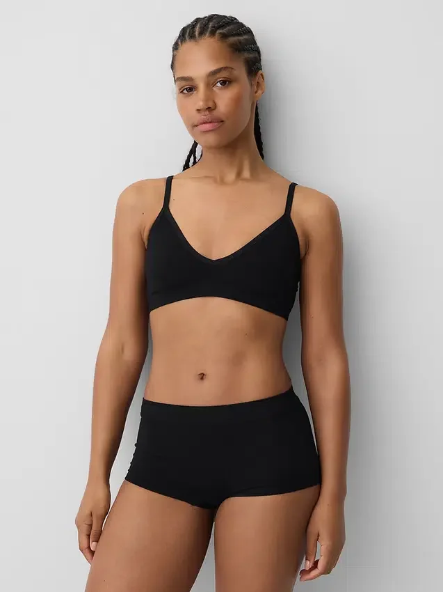 Bralette triangular sin costuras con tejido acanalado