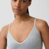 Bralette triangular sin costuras con tejido acanalado