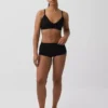 Bralette triangular sin costuras con tejido acanalado