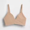 Bralette triangular sin costuras con tejido acanalado