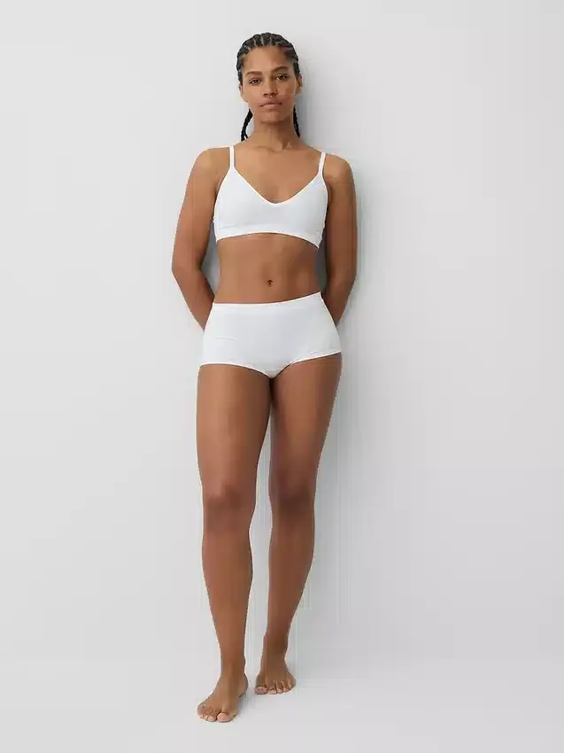 Bralette triangular sin costuras con tejido acanalado