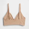 Bralette triangular sin costuras con tejido acanalado