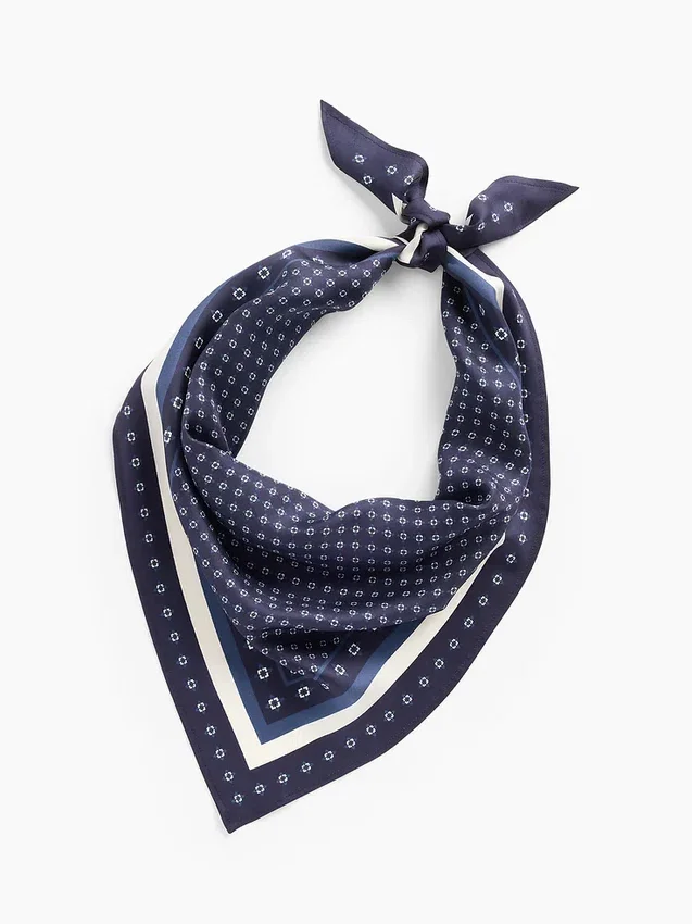 Bufanda triangular extragrande 100 % seda