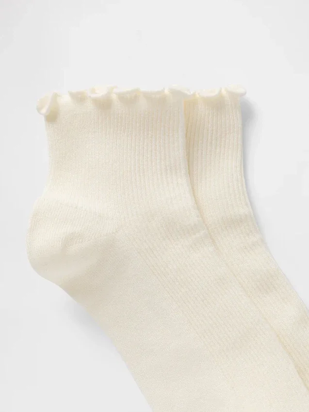 Calcetines acanalados con volantes