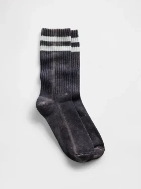 Calcetines cortos estilo universitario