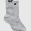 Calcetines de caña media con logotipo deportivo