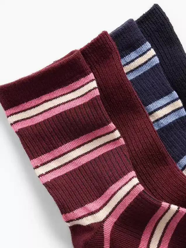Calcetines de cuello redondo acanalados para niños (paquete de 4)