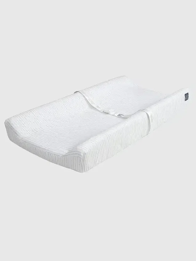 Cambiador contorneado babyGap con funda refrescante