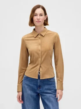 Camisa ajustada de gamuza vegana