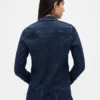 Camisa corta ajustada de mezclilla