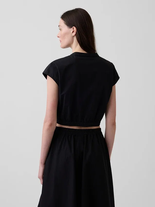 Camisa corta de popelín con mangas casquillo