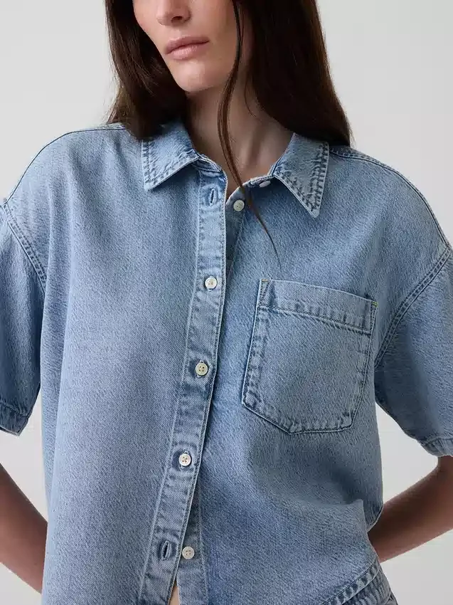 Camisa de campamento oversize de mezclilla ultrasuave