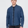 Camisa de mezclilla con bolsillos