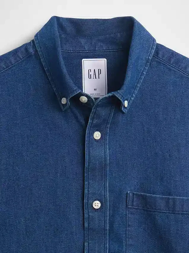 Camisa de mezclilla con bolsillos