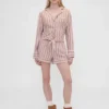 Camisa de pijama de franela a rayas holgada de GAP × Summer Fridays