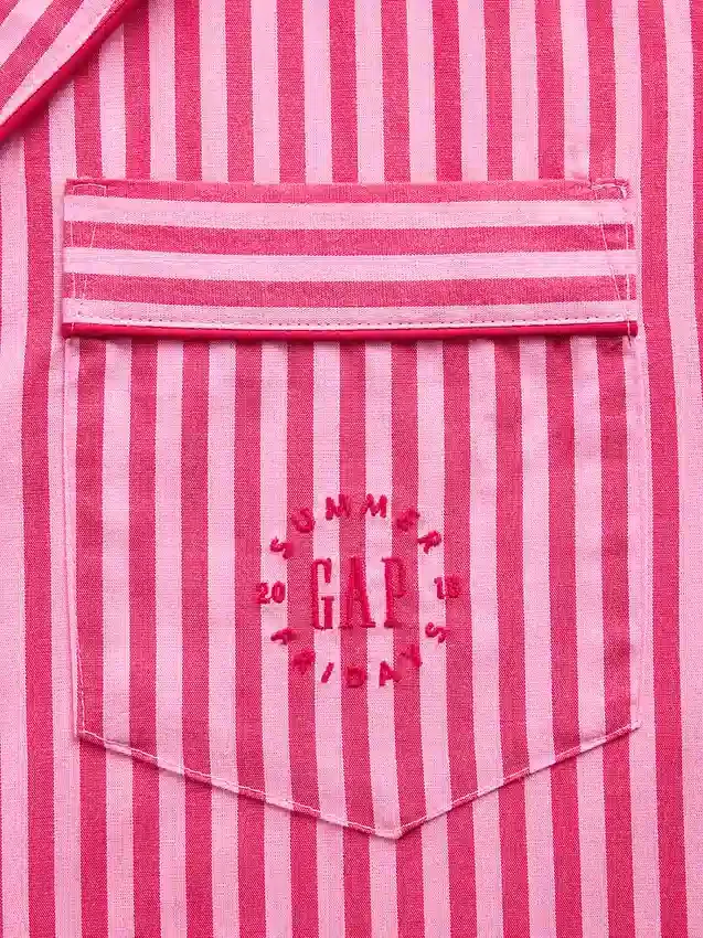 Camisa de pijama de popelín a rayas holgada de GAP × Summer Fridays